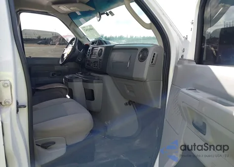 2013 Ford E-250 Commercial z USA, uszkodzony, nr VIN 1FTNE2EW0DDA13703